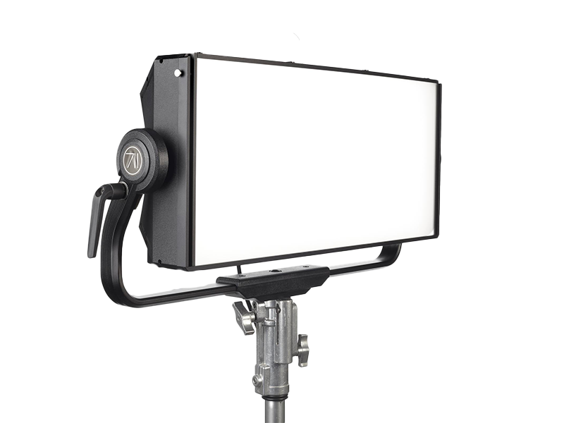 Aputure Nova 600