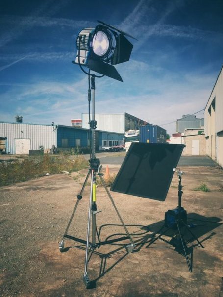 Projecteur Fresnel sur plateau