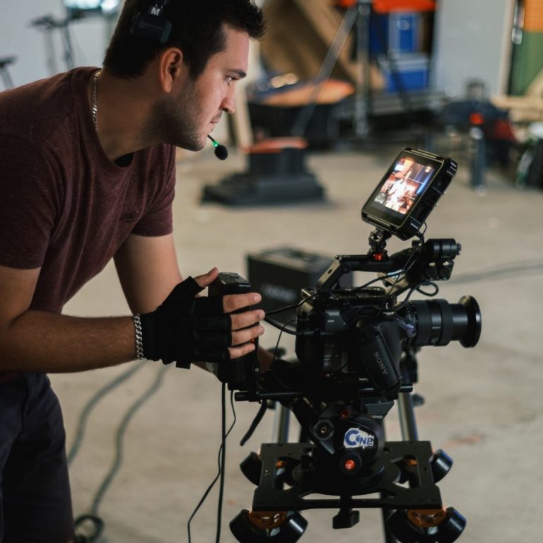 Opérateur sur slider caméra